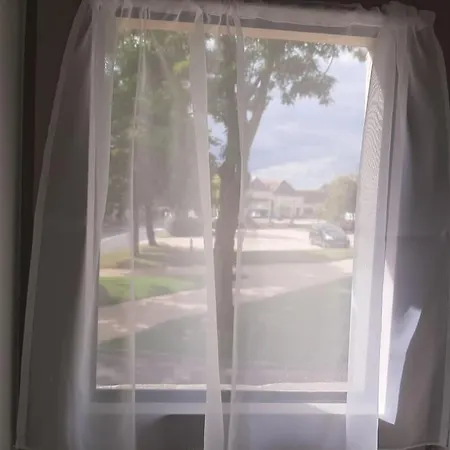 La Maison D'albert Et Julia à 12 Mn Du Futuroscope *