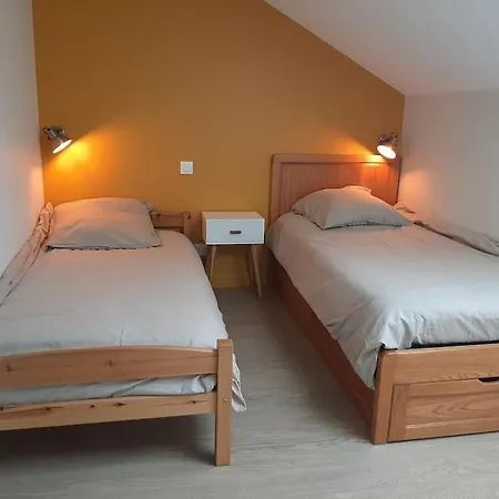 La Maison D'albert Et Julia à 12 Mn Du Futuroscope *