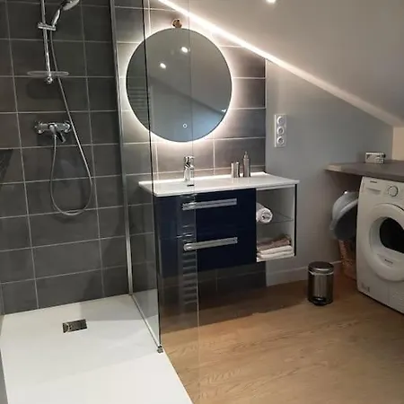 La Maison D'albert Et Julia à 12 Mn Du Futuroscope