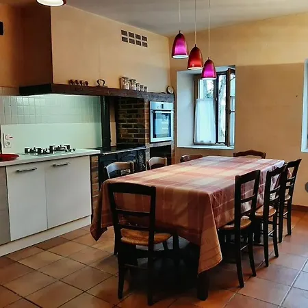 La Maison D'albert Et Julia à 12 Mn Du Futuroscope