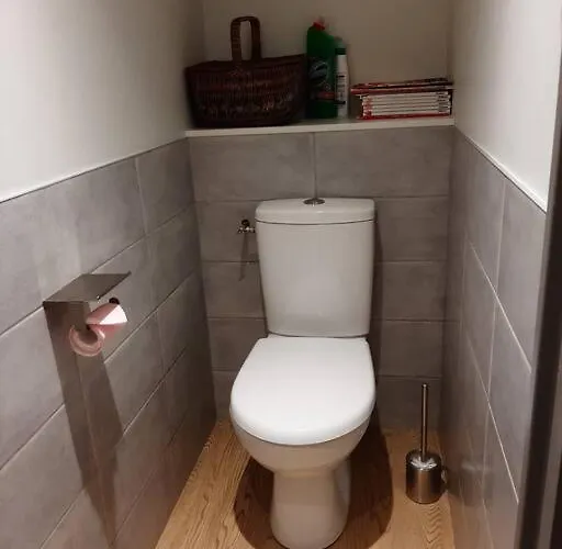 La Maison D'albert Et Julia A 12 Mn Du Futuroscope Сasa de vacaciones